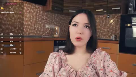 Lili online show from February 14, 2025, 8:10 am