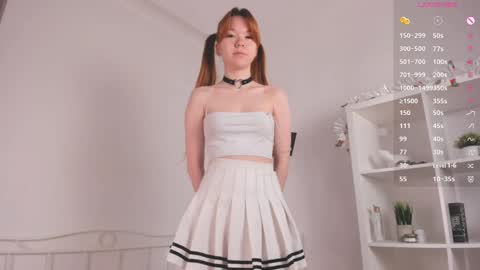 Lili online show from March 5, 2025, 9:16 am