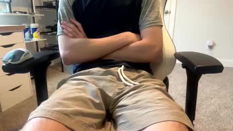 Love Lain online show from April 7, 2026, 3:12 pm