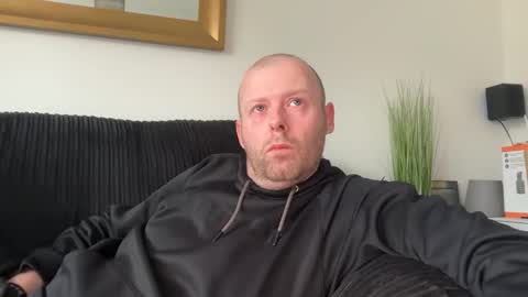 Snapshot of ukmatty3 chatting on April 26, 2026, 5:32 pm ukmatty3 online show from April 26, 2026, 5:32 pm