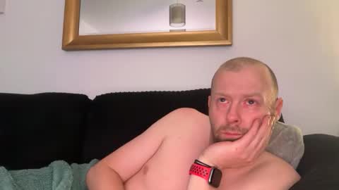 Snapshot of ukmatty3 chatting on April 30, 2026, 9:08 pm ukmatty3 online show from April 30, 2026, 9:08 pm