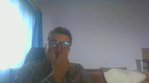 ulmeni4 online show from October 24, 2025, 12:01 pm