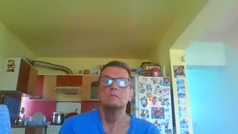 ulmeni4 online show from April 19, 2026, 11:09 am