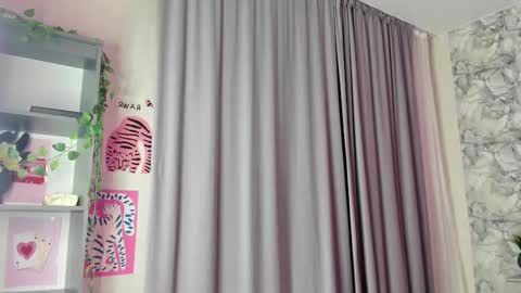 Melena online show from October 28, 2025, 12:36 am