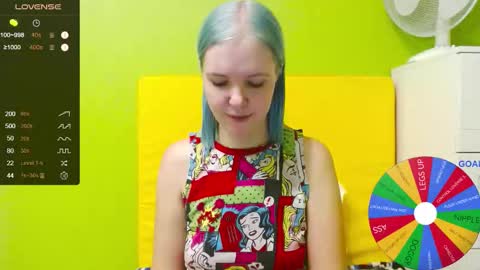 Roxy online show from October 20, 2025, 7:36 pm