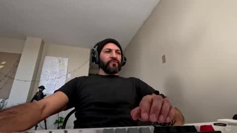 ultratoaster online show from January 3, 2025, 6:24 pm