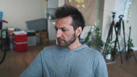 ultratoaster online show from February 20, 2025, 9:53 pm