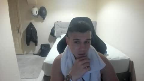 hi im mike tyson -  online show from October 29, 2025, 5:47 pm