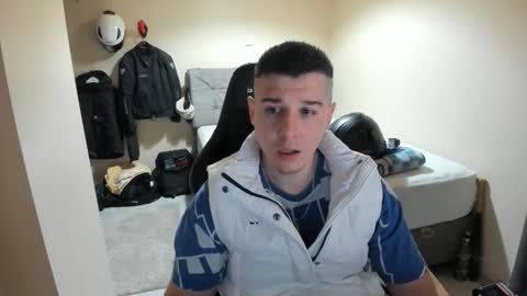 Snapshot of ulxer chatting on May 19, 2026, 8:15 pm hi im mike tyson - online show from May 19, 2026, 8:15 pm