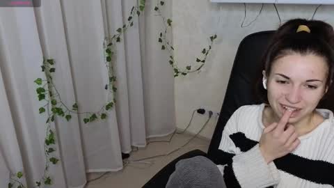 Ulyana online show from February 8, 2026, 5:00 am