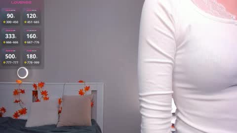 Kira online show from December 4, 2025, 2:26 pm