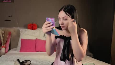 umy_dream online show from October 31, 2025, 2:12 am