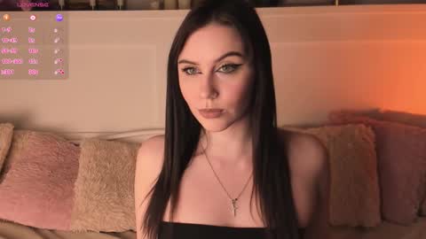 Una  online show from March 15, 2026, 9:37 am