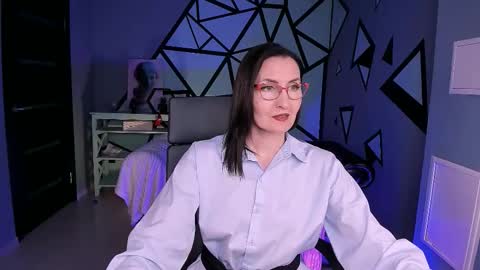 UnaTera online show from January 10, 2026, 9:22 am