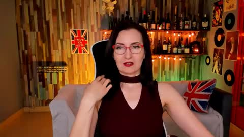 UnaTera online show from April 26, 2026, 5:49 am