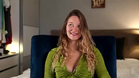 Sasha online show from September 26, 2025, 4:05 am