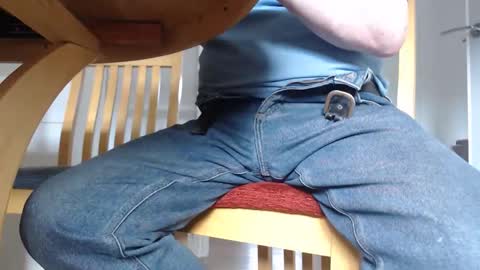 Uncle online show from November 18, 2025, 9:25 am