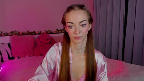 Under The Skin online show from December 8, 2024, 2:41 pm