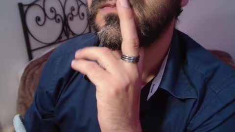 Giov online show from November 14, 2025, 4:17 pm