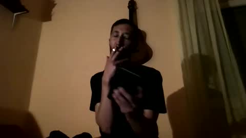 Snapshot of underguy19 chatting on October 11, 2025, 9:24 pm underguy19 online show from October 11, 2025, 9:24 pm