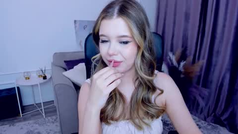 Alice online show from February 19, 2025, 2:44 pm