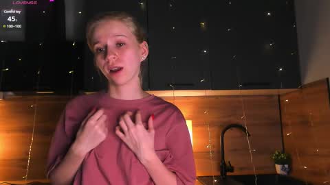 Snapshot of unforgettable_emotions chatting on February 13, 2025, 12:24 am Im online every day 1700 GMT-4 online show from February 13, 2025, 12:24 am