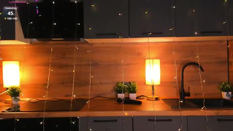 Snapshot of unforgettable_emotions chatting on February 13, 2025, 9:27 pm Im online every day 1700 GMT-4 online show from February 13, 2025, 9:27 pm