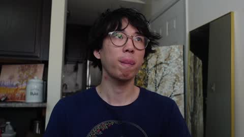 wang online show from December 9, 2024, 7:39 pm