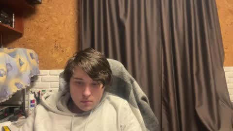 Snapshot of unholy_heat chatting on May 2, 2026, 10:04 pm Anri online show from May 2, 2026, 10:04 pm