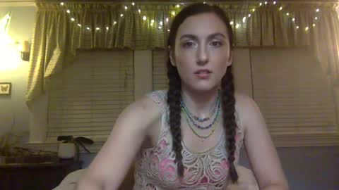 Lola Moonstone online show from September 21, 2025, 1:40 am