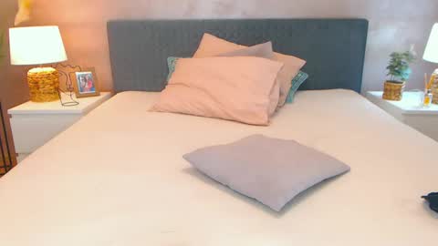 Andreea online show from December 13, 2024, 11:55 am