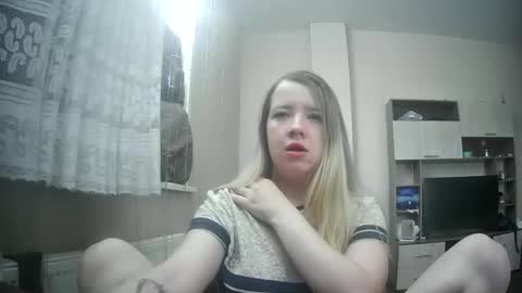 UniverseEmily online show from October 25, 2025, 4:53 am