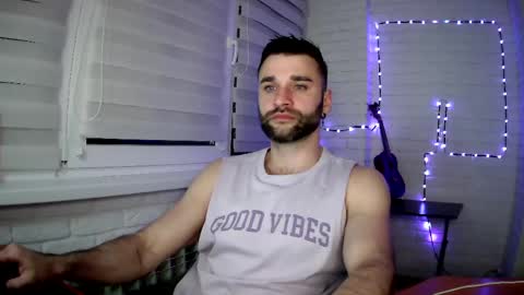 Snapshot of unnknow2024 chatting on May 3, 2026, 8:26 pm SlavaVibes online show from May 3, 2026, 8:26 pm