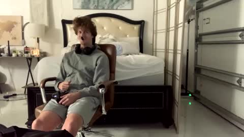 Stepbro online show from February 8, 2025, 5:40 am