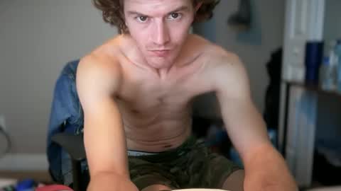 Stepbro online show from September 19, 2025, 8:53 pm