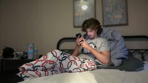 Stepbro online show from October 19, 2025, 12:28 pm