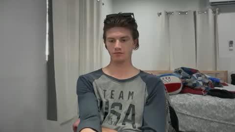 Stepbro online show from December 17, 2025, 9:21 pm