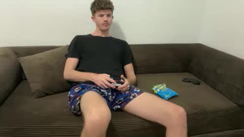 Stepbro online show from April 17, 2026, 10:57 pm