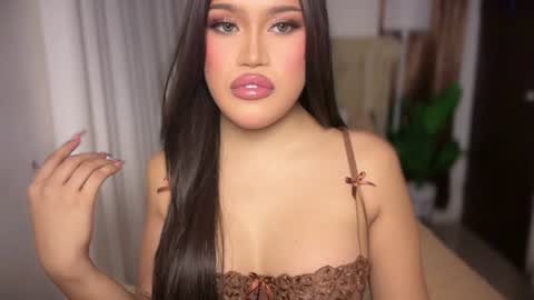 ur_bombshellpatty online show from June 14, 2026, 5:59 pm
