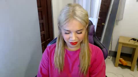 Vee online show from January 19, 2025, 10:06 am