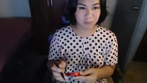 Vee online show from February 2, 2026, 2:32 am