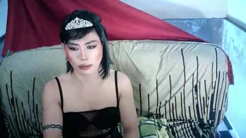 MISS ANNA online show from April 21, 2026, 12:11 pm