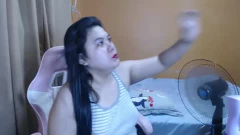 ur_hotsexymaria online show from March 3, 2026, 1:01 am
