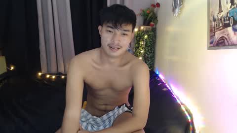 ur_hugechinito online show from March 3, 2025, 4:36 am