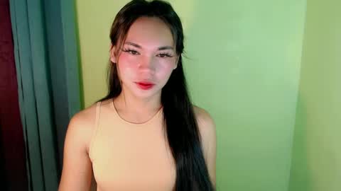 QUEENSY online show from February 20, 2025, 3:30 pm