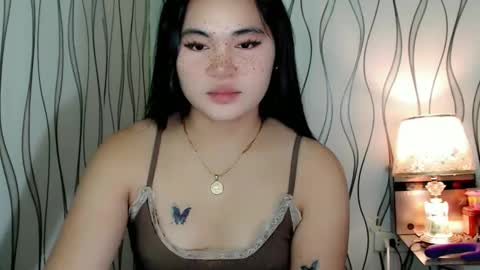 QUEENSY online show from March 7, 2026, 1:46 am