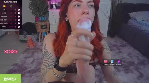 Olivia Kaufman online show from October 13, 2025, 11:43 am