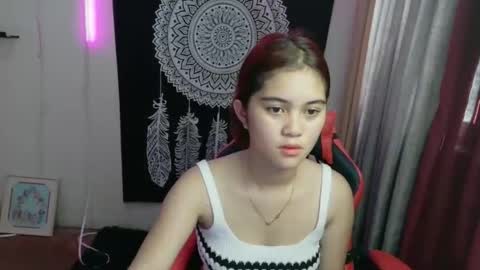 ur_prettyangel online show from March 30, 2026, 6:36 am