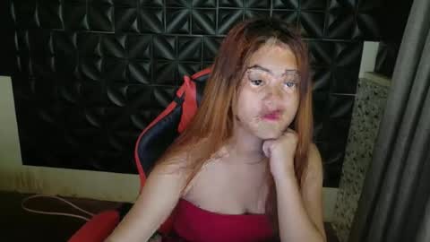 Snapshot of ur_prettyangel chatting on April 29, 2026, 12:42 pm ur_prettyangel online show from April 29, 2026, 12:42 pm