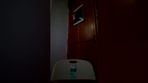 ur_prettylilzie online show from June 26, 2026, 3:16 pm